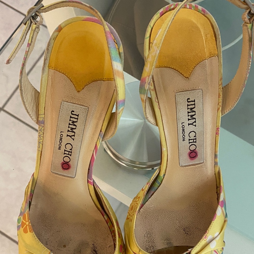 Jimmy Choo Vibrant Yellow Heels - Picture 5 of 6
